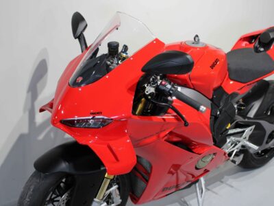 Moto - Ducati Panigale v4 S