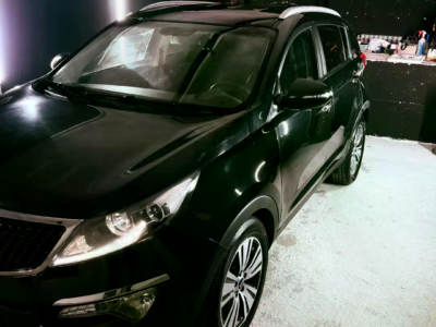 Kia Sportage III 2010 1.7 crdi High Tech stop