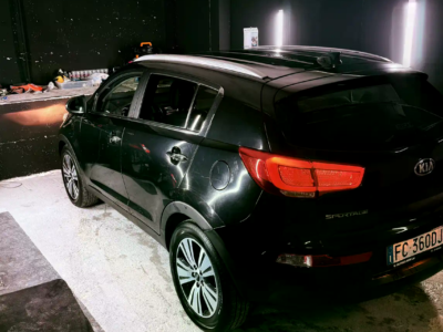 Kia Sportage III 2010 1.7 crdi High Tech stop
