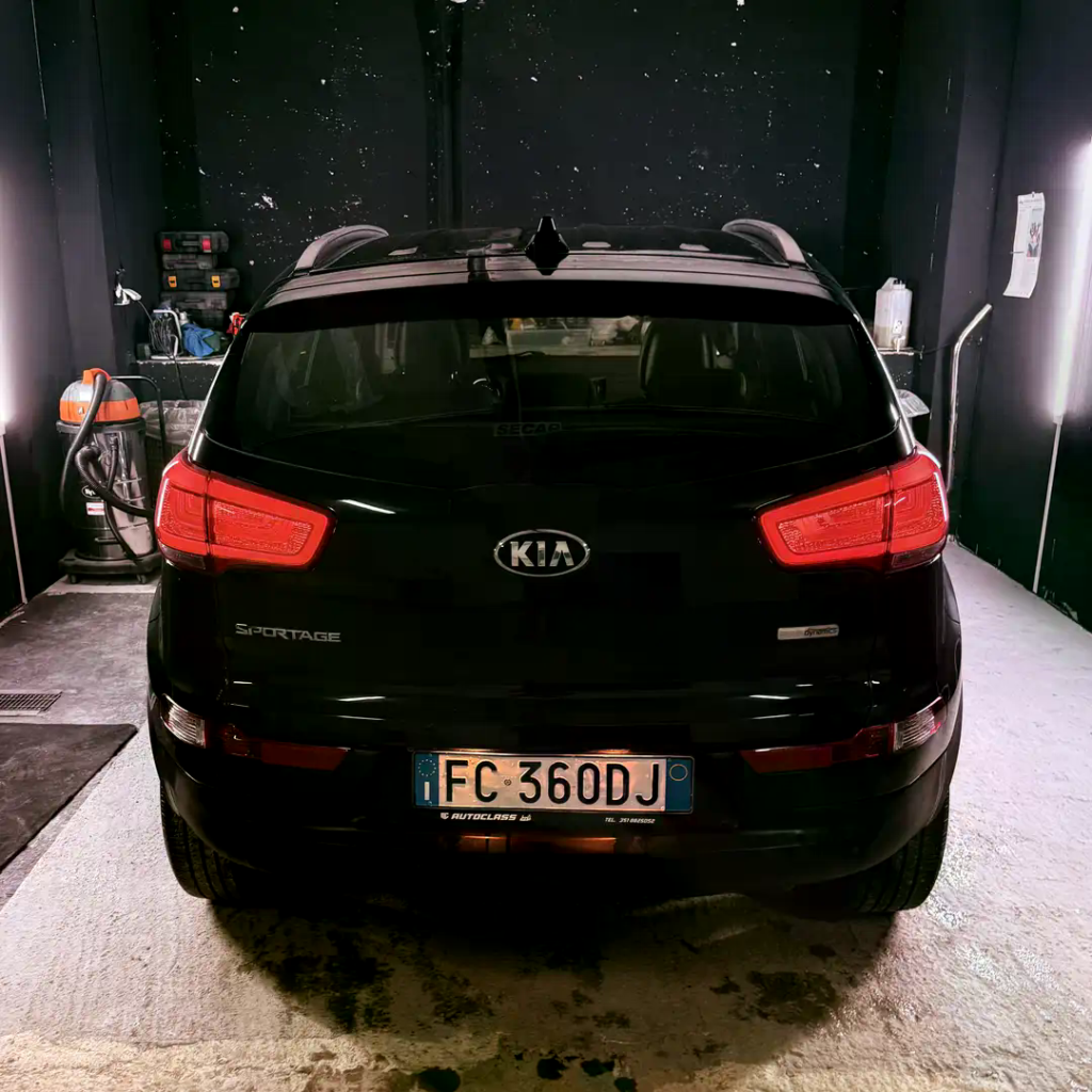 Kia Sportage III 2010 1.7 crdi High Tech stop