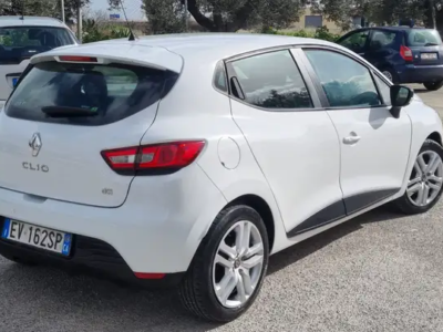 Clio IV 2012 5p 1.5 dci Costume National 75cv