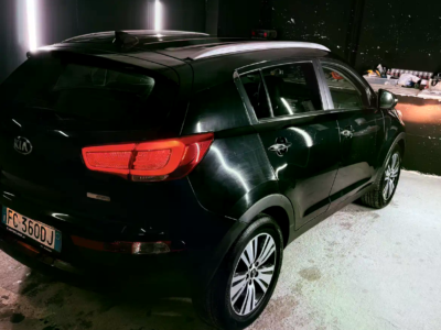 Kia Sportage III 2010 1.7 crdi High Tech stop