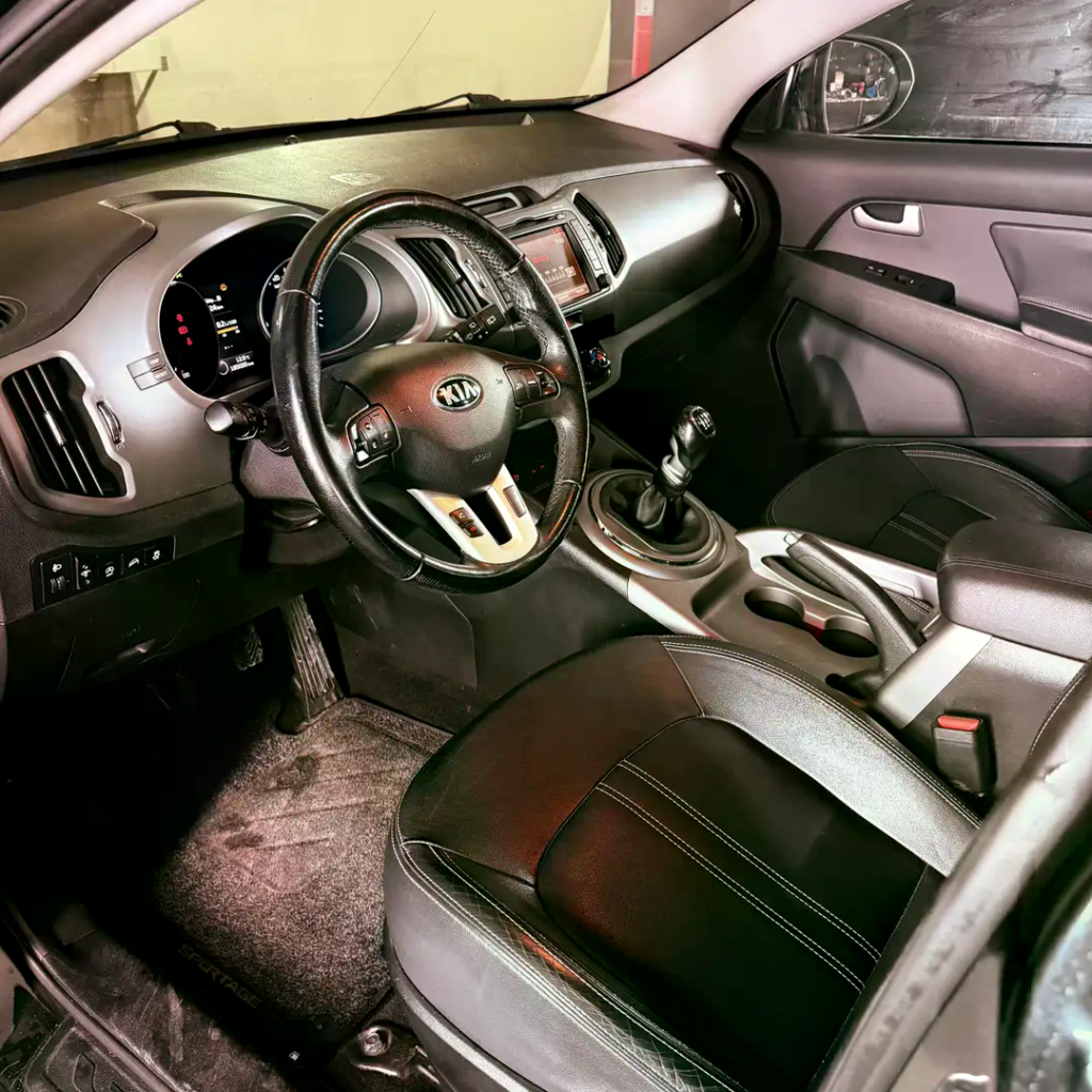 Kia Sportage III 2010 1.7 crdi High Tech stop